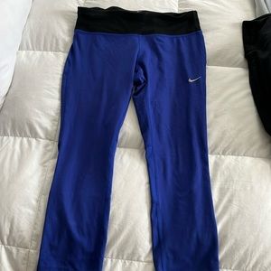 Women’s Nike Active crop workout pants